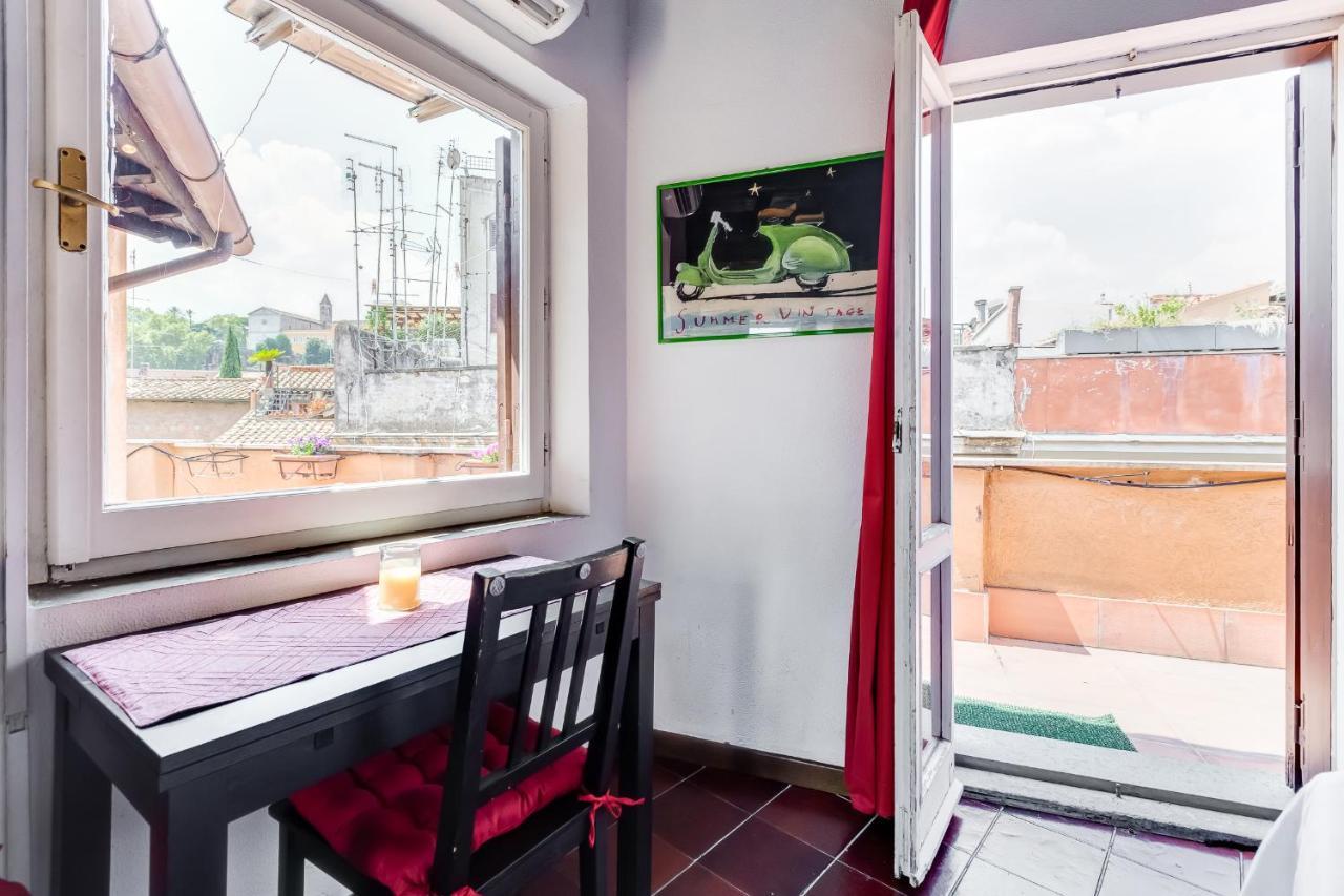 Romantic House With Terrace Ngoại thất bức ảnh