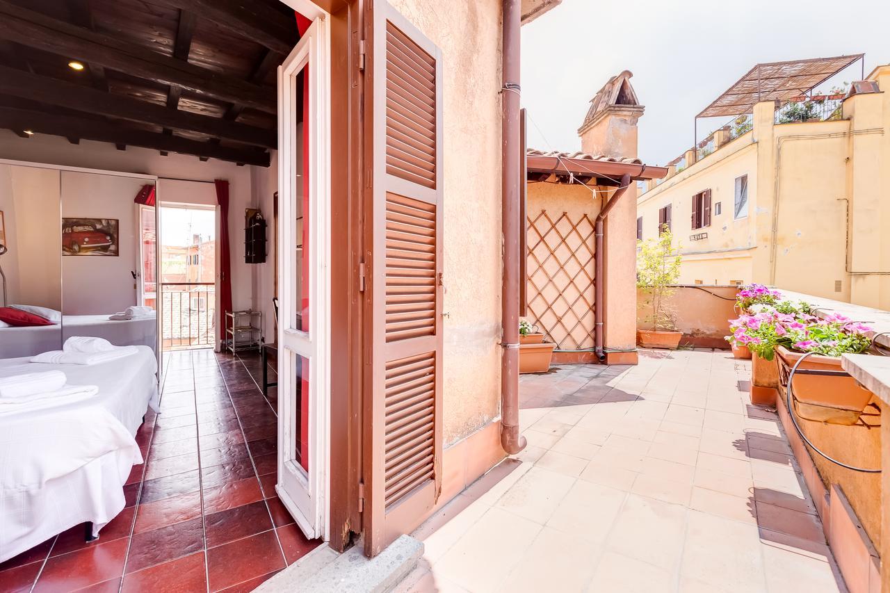 Romantic House With Terrace Ngoại thất bức ảnh